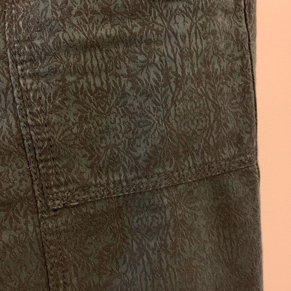Pilcro & the Letterpress Embossed Ankle Zip Pants - Picture 5 of 8